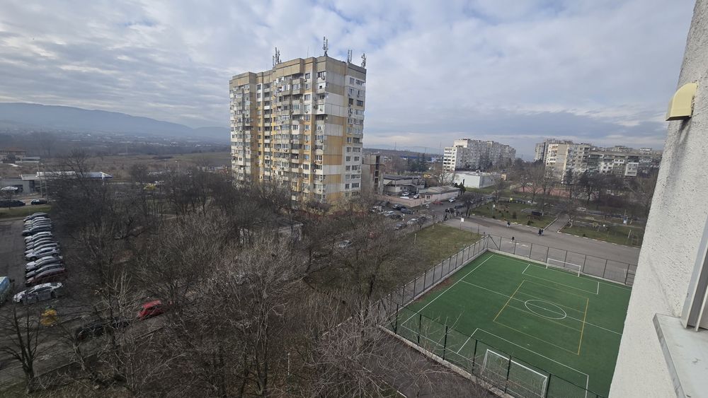 Дава под наем 2стаен в люлин