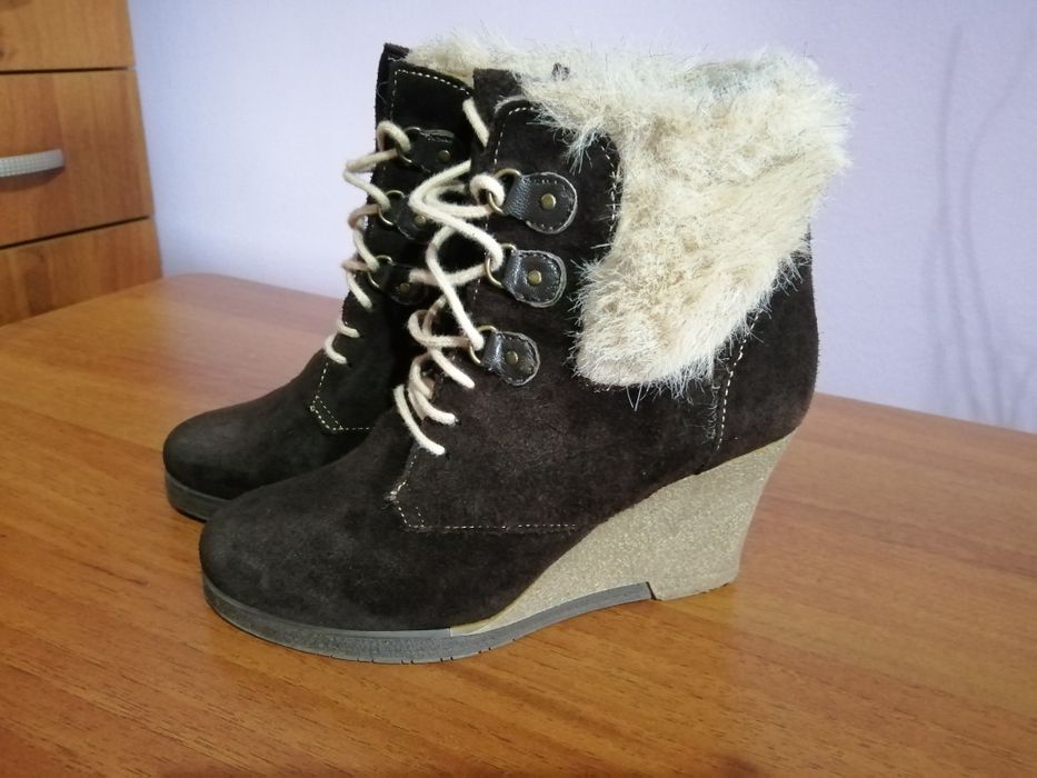 Ghete de piele  îmblănite cu platforma cadeenzza