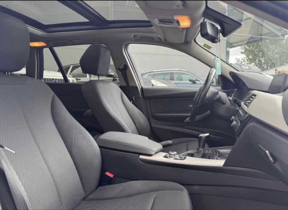 Vand bmw seria 3, 10.2017 , 318D*Panoramic*Led fata/spate