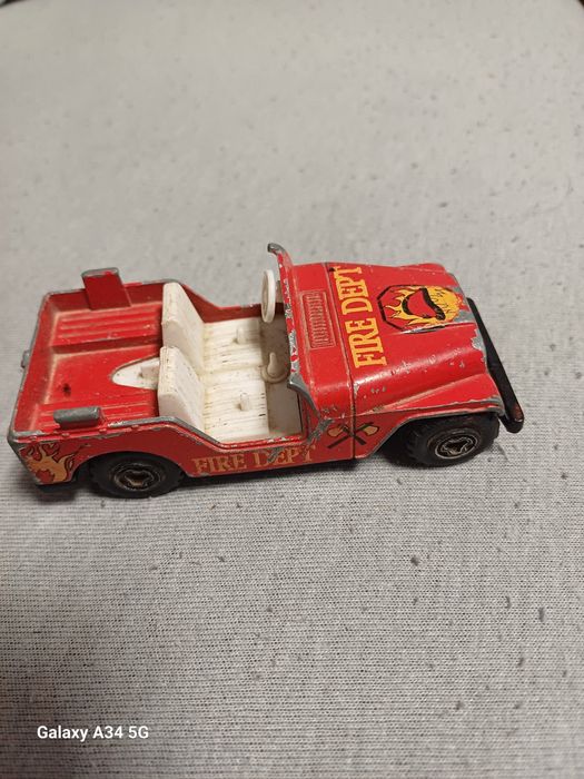 Mașinuță originala majorete ech1/46 faier dept