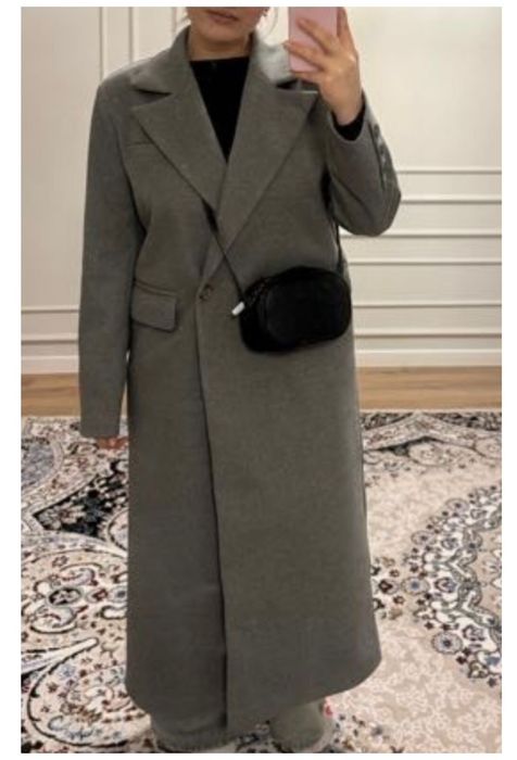 Пальто серое