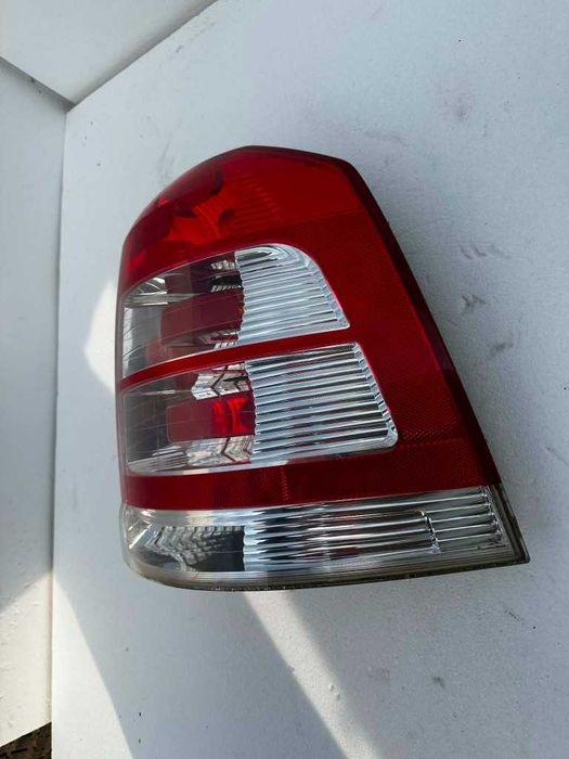 Stop/Lampa/Tripla dreapta OPEL Zafira B 2005-2014 338834753 13349826