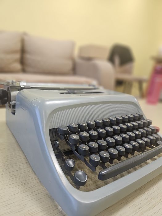 Ретро пишеща машина