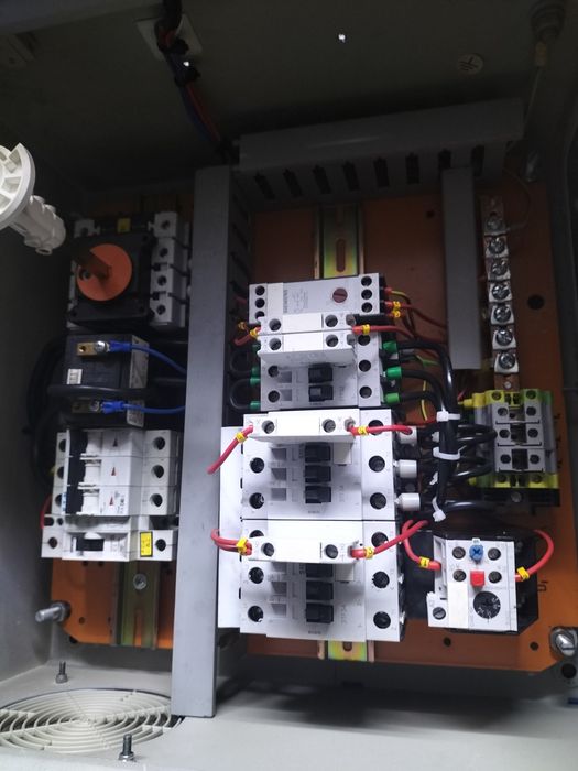 Pornire motor stea-triunghi