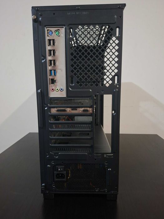 2x Xeon E5-2697 v2 - 24 ядра/48 нишки, 48GB ECC, SSD, Windows 11 Pro