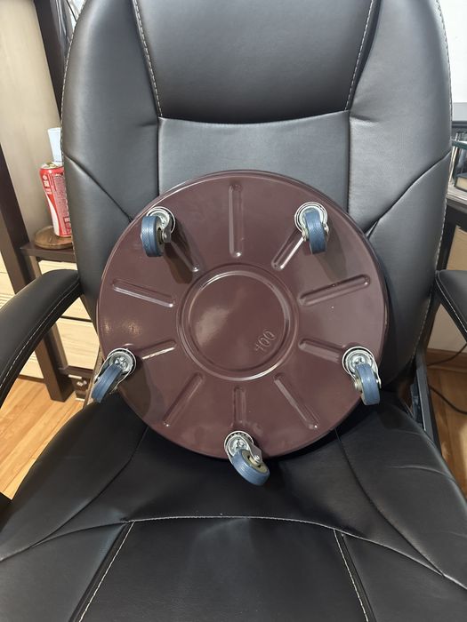 Продам подставку под цветок