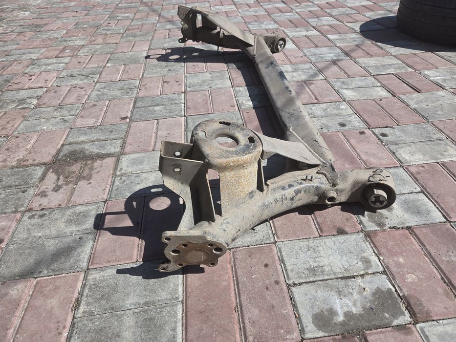 Балка задняя Шкода Рапид