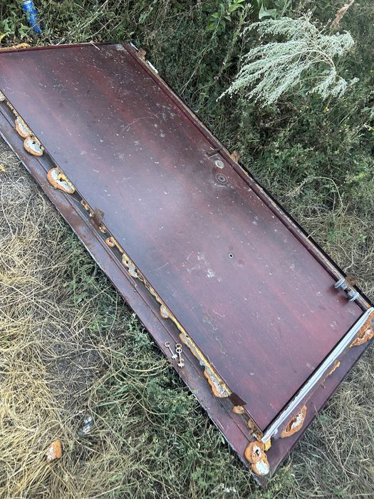 Продам металлические двери