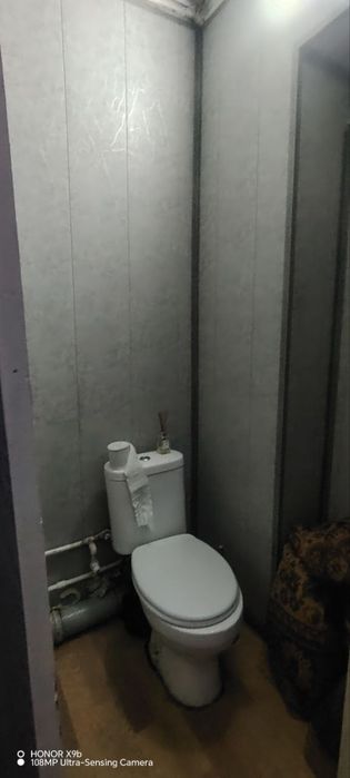 Продаётся 1 комнатная в М.Улугбекском Район Массив Ахмад-Югнаки
