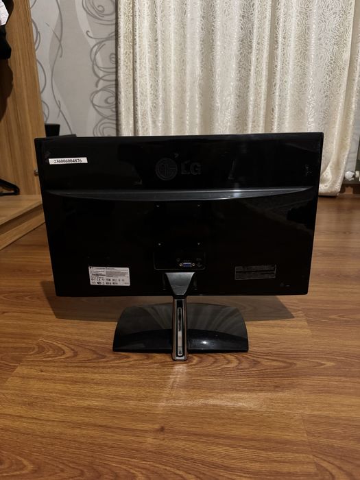 Продам процессор и мониторы