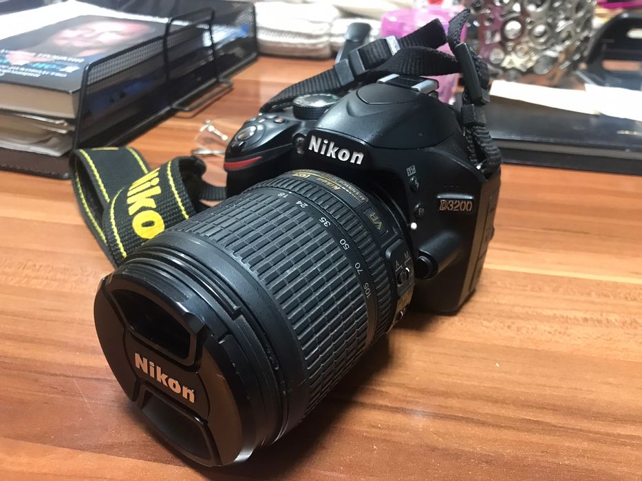 Продам фотоаппарат Nikon D3200