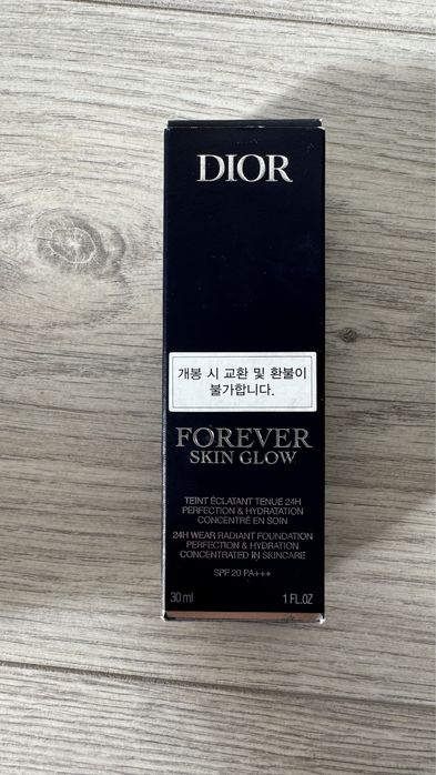 Продается тональный крем от DIOR. Оригинал.