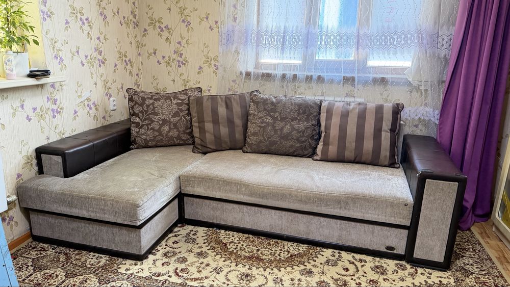 Продам угловой диван