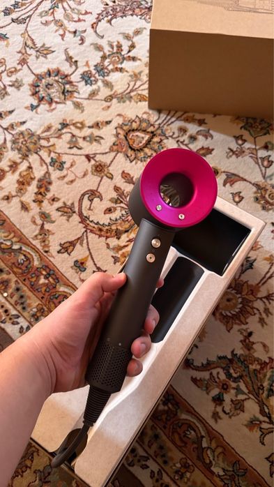 Фен Dyson Supersonic hd08