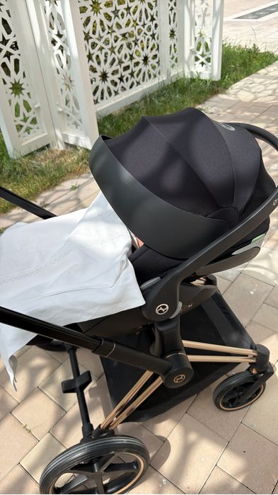 Cybex cloud T isize Plus автолюлка