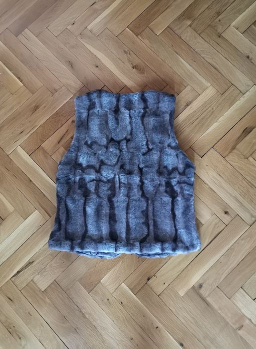 Дамско елече естествен пух размер S-M