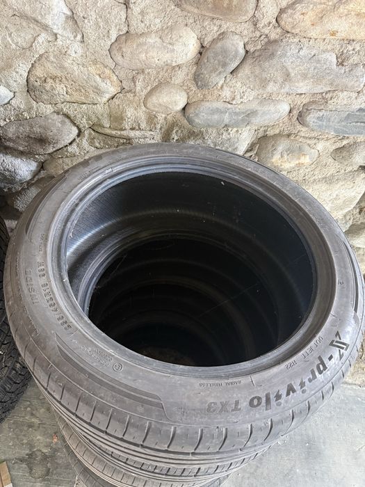 Cauciucuri vară 235.45.18 stare foarte buna