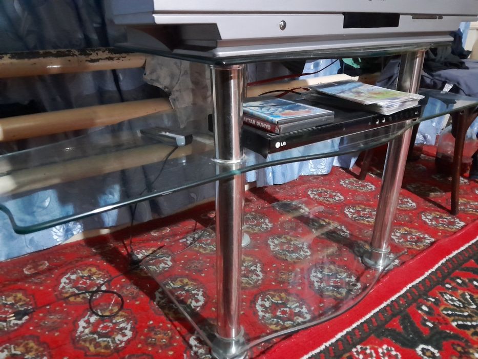 Televizor sotiladi SROCHNA!