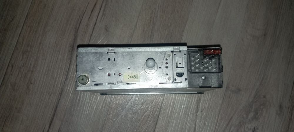 Продам магнитолу от бмв