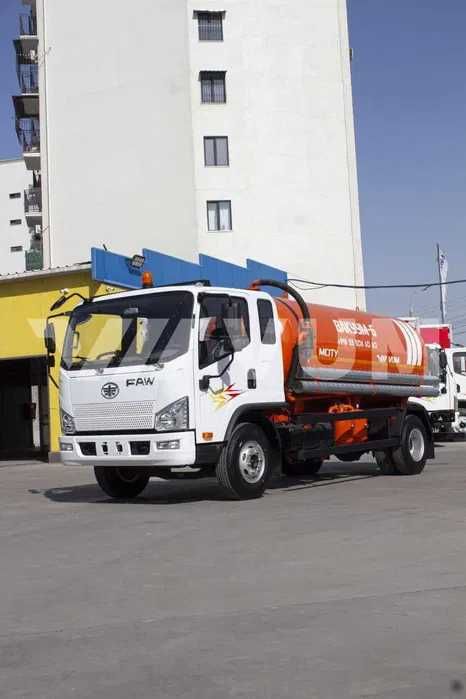 Ассенизационный автомобиль FAW Tiger V
(6 м³), VUM5110