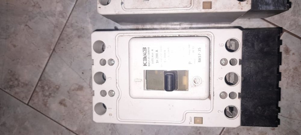 Продам автоматические выключатели