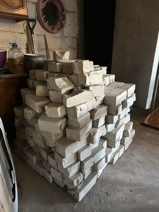 Продам бу силикатный кирпич