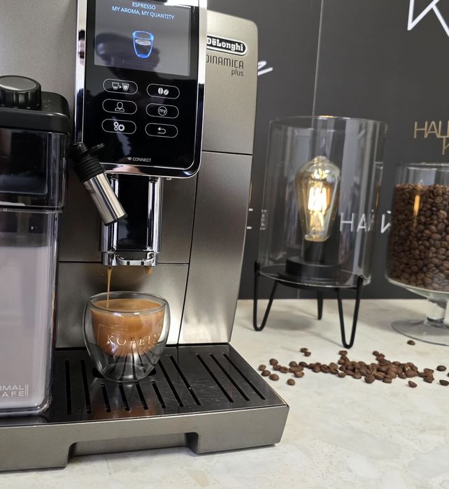 Delonghi Делонги Dinamica Plus Wi-Fi Connect с гаранция и сервиз

6 МЕСЕЦА ГАРАНЦИЯ | ВИДЕО НА РЕАЛНАТА МАШИНА | ПРЯСНО ИЗПЕЧЕНО КАФЕ KOFEIN + ПОДАРЪК