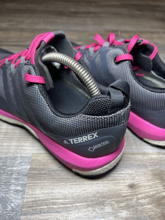 Adidas Terrex Agravic GTX - дамски маратонки. EU40 2/3