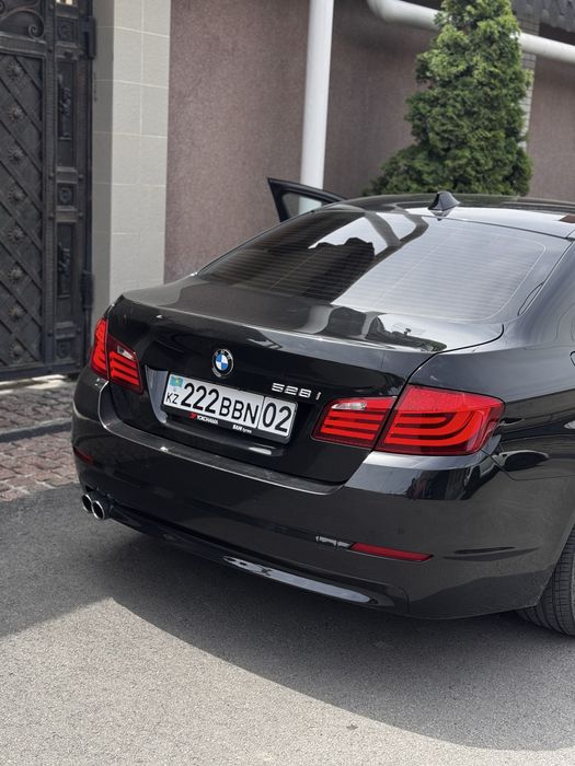 BMW 528i корейадан келген машина