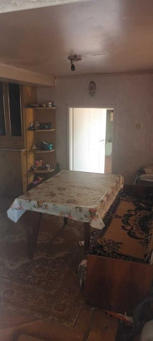 Къща с голям двор в Смин