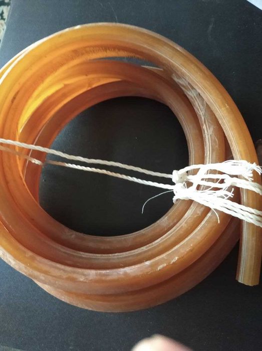 Продается Полиуретан  в стержне