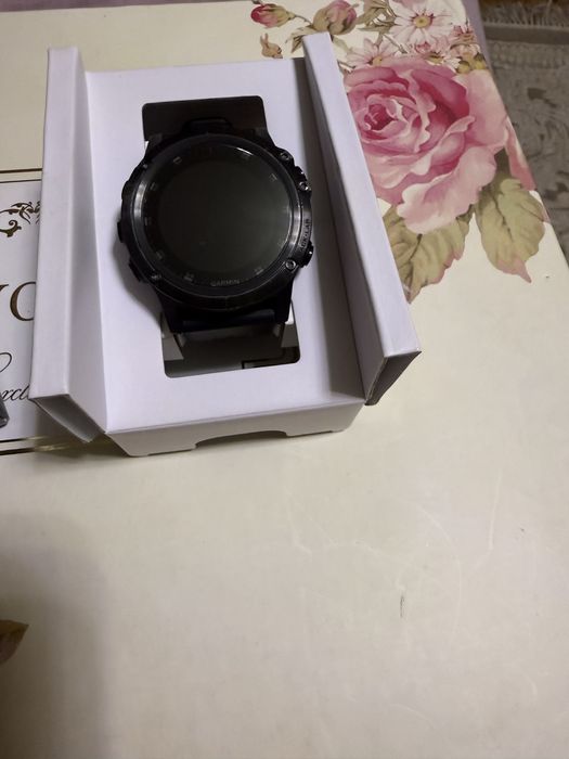 Продам часы очень стильные