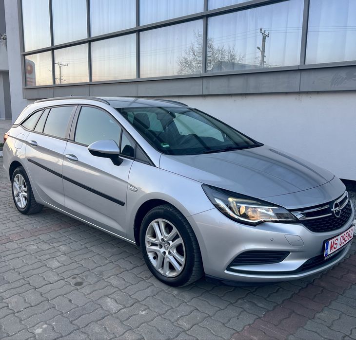 Opel Astra K • 1.6 Diesel • Navigatie • Euro 6 • Parktronic
