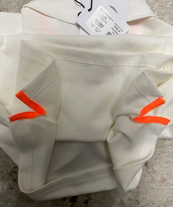 Vând bluza noua de bărbați Hermes