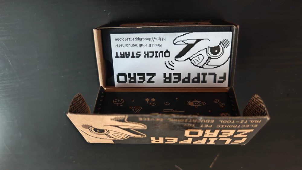 Продавам перфектен Flipper Zero