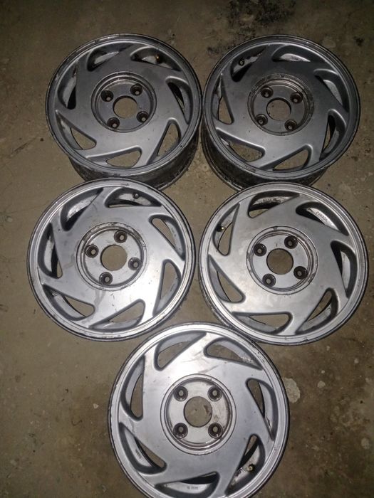 Продам родные титанки соната y3 r15