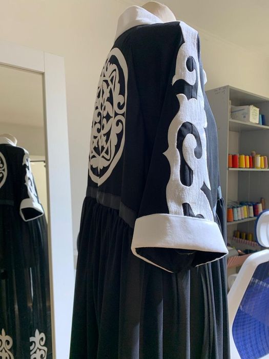 Продам накидку в национальном стиле