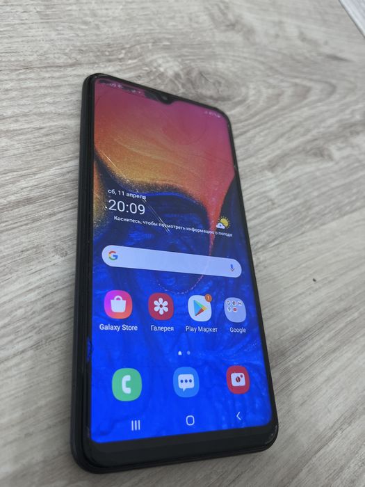 Смартфон Samsung Galaxy A10