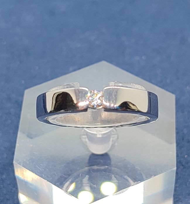 Халка с диамант VVS1