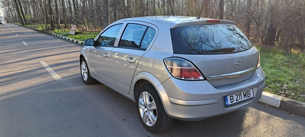 Opel Astra H - 1.6 - 2011  EURO 5