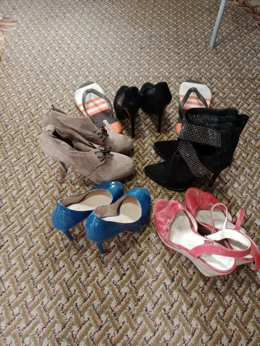 Отдам бесплатно обувь