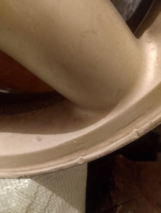 Джанта . 4х100 опел 15 цола astra corsa meriva vektra