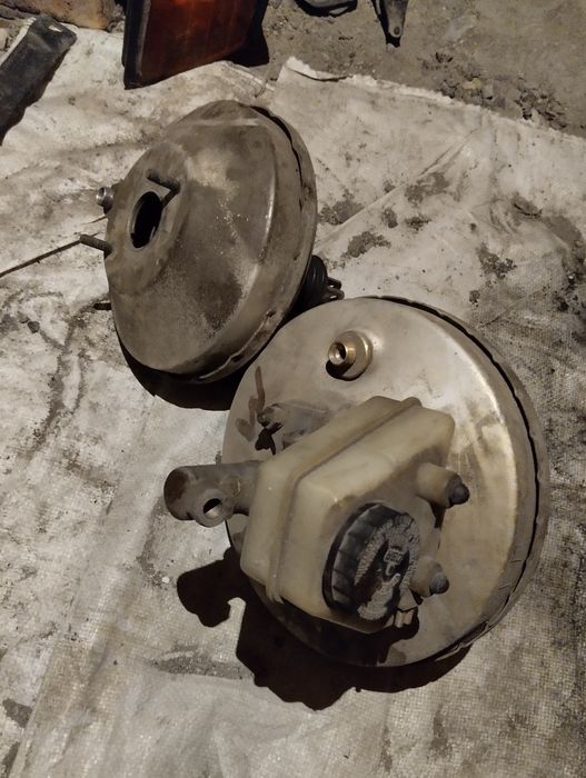 На Мерседес 190 продам