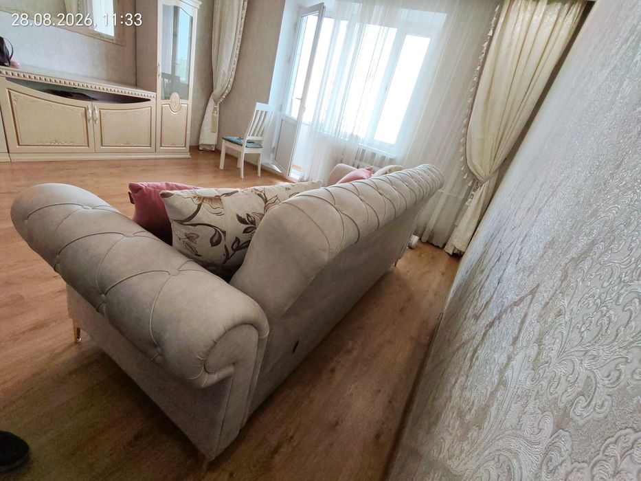 Срочно продается красивый диван