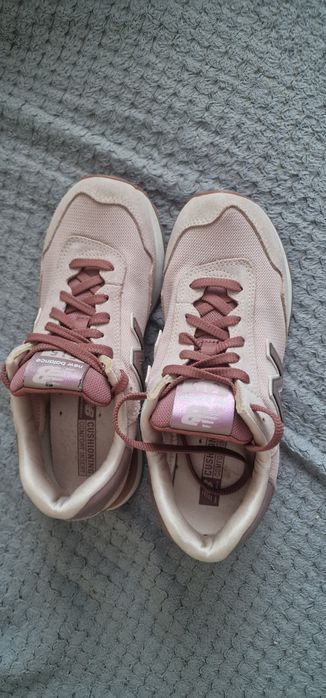 New Balance marimea 38