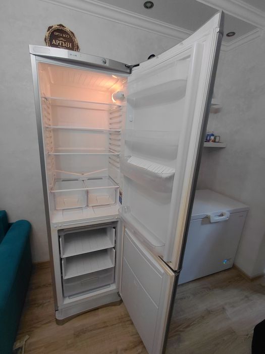 Продам стиральная машина автомат