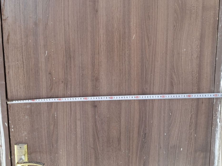 Двери б/у      .