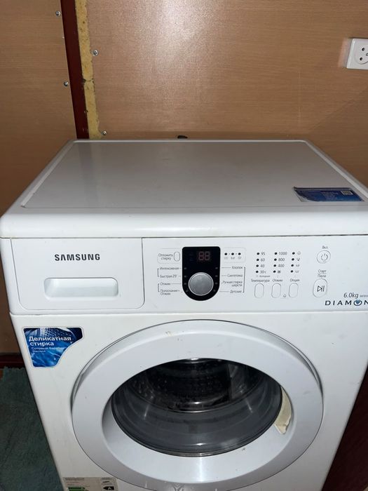Продам стиральнаю машинку Samsung