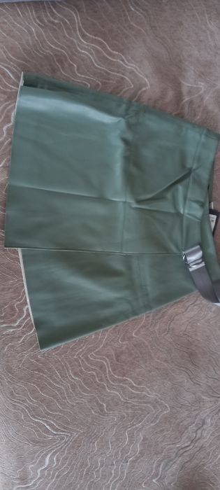 Продам женскую одежду