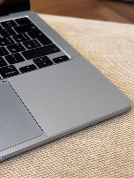 MacBook Air 13, M4, 2025